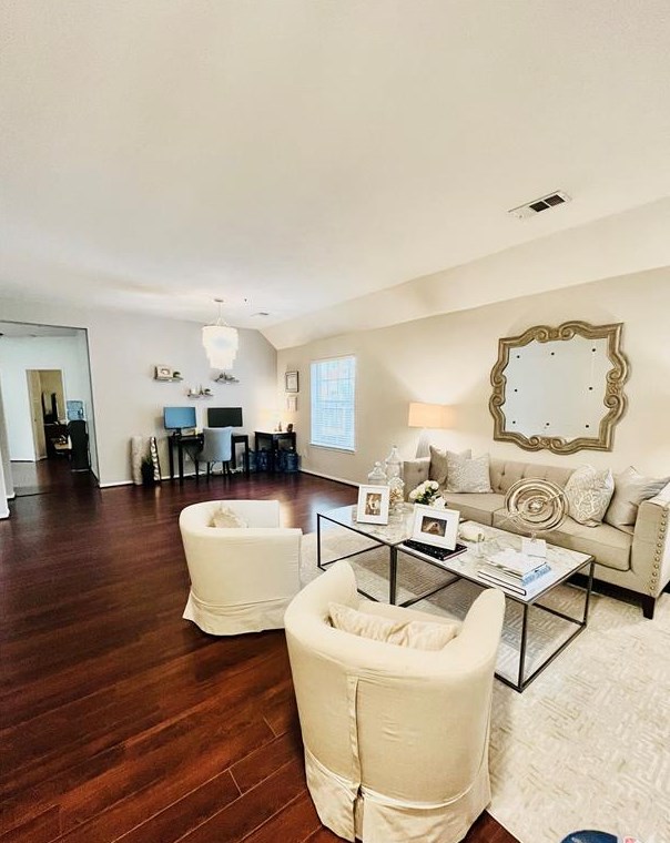 10711 Pawley Dr, Houston, TX 77065-3119