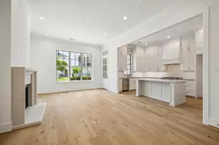 211 Sutton Row Pl, Houston, TX 77024 - Photo 6