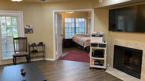 2425 Holly Hall St #c 49, Houston, TX 77054