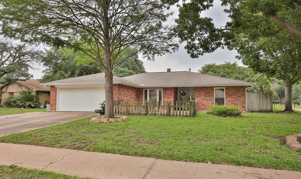 19106 Cypress Flower Dr, Katy, TX 77449-4041