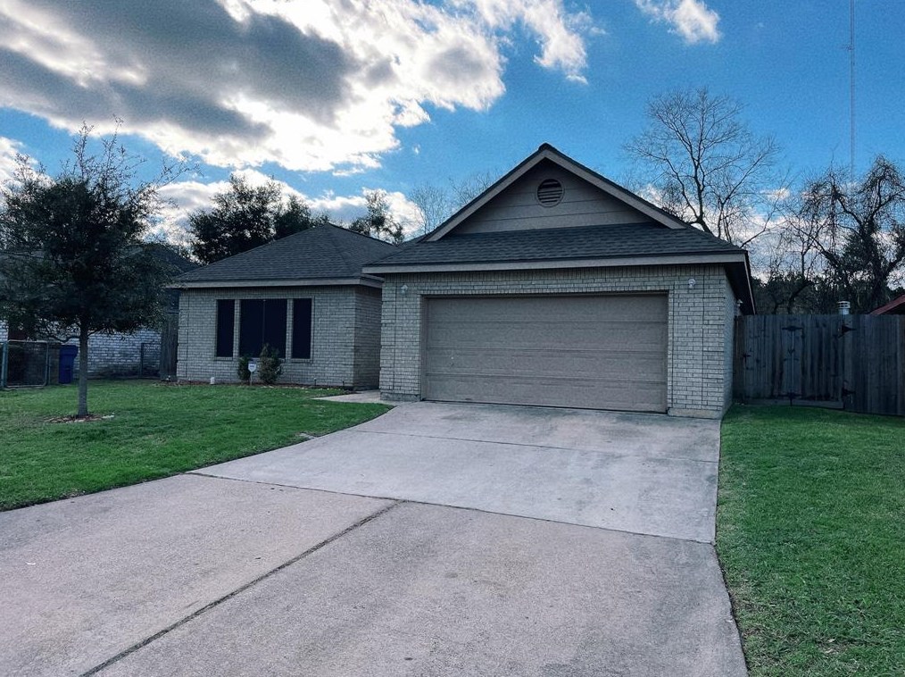 9231 Burford Ln, Houston, TX 77088