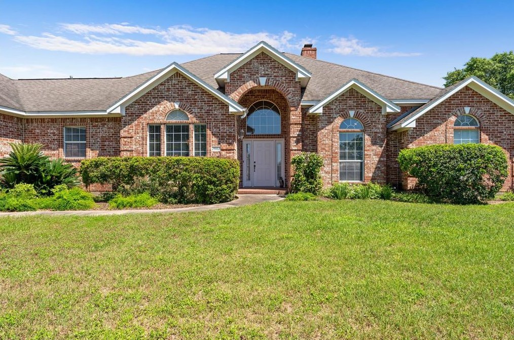 2902 Shadow Lawn St, Brenham, TX 77833