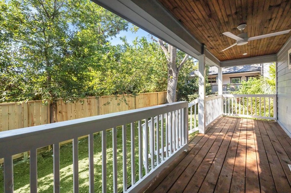 1505 Walton, Houston TX  77009-2523 exterior