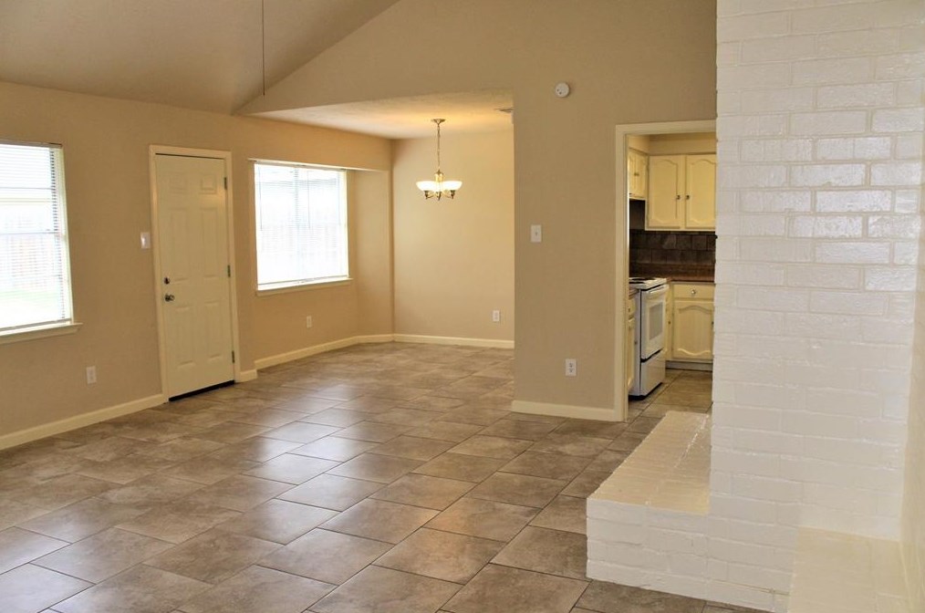 6527 Fallengate Dr, Spring TX  77373-7364 exterior