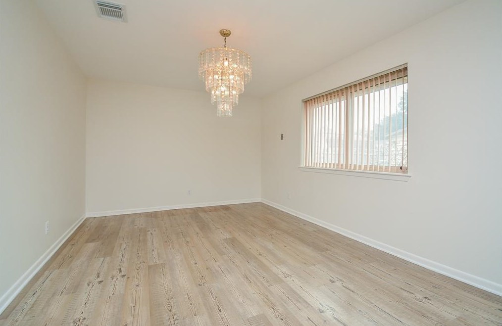 10711 Sagebluff Dr, Houston TX  77089-2908 exterior