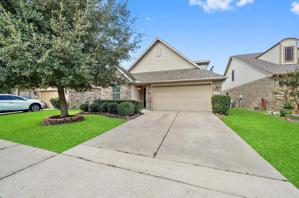 21839 Catoosa Dr, Spring TX  77388-6901 exterior