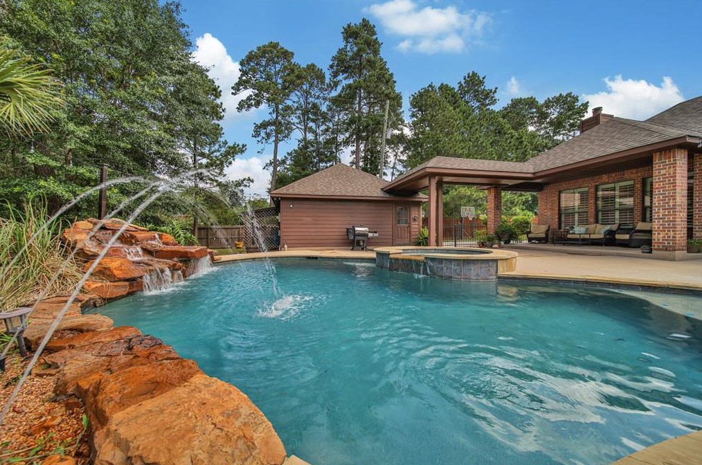 40111 Mostyn Dr, Magnolia, TX 77354-4934
