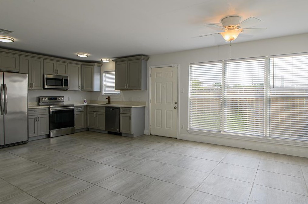 12407 Urban Dale Ct, Houston, TX 77082