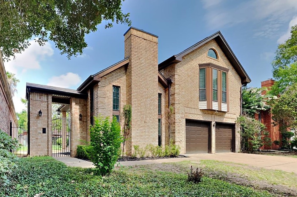 2150 Paso Rello Dr, Houston, TX 77077