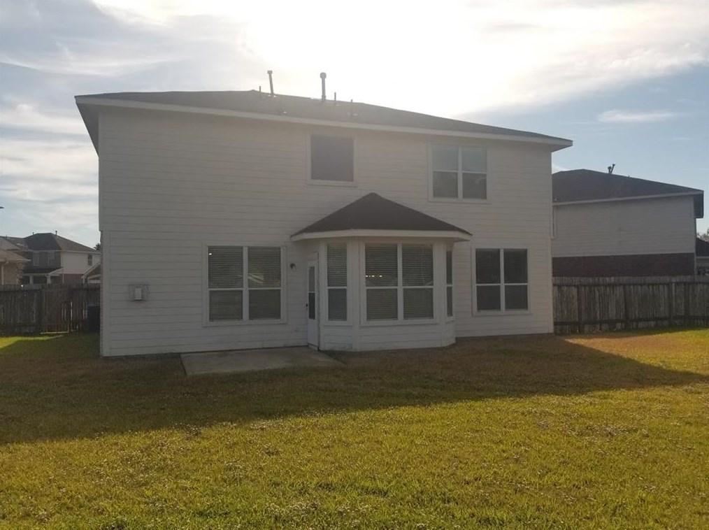 1546 Monterra Pt, Fresno, TX 77545