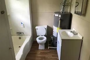 307 N Orange St, Sweeny, TX 77480 - Photo 12