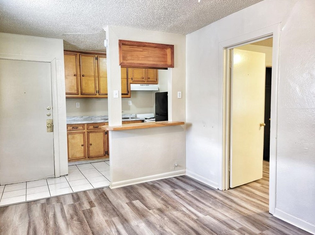 7330 Lindencrest St #7, Houston, TX 77061