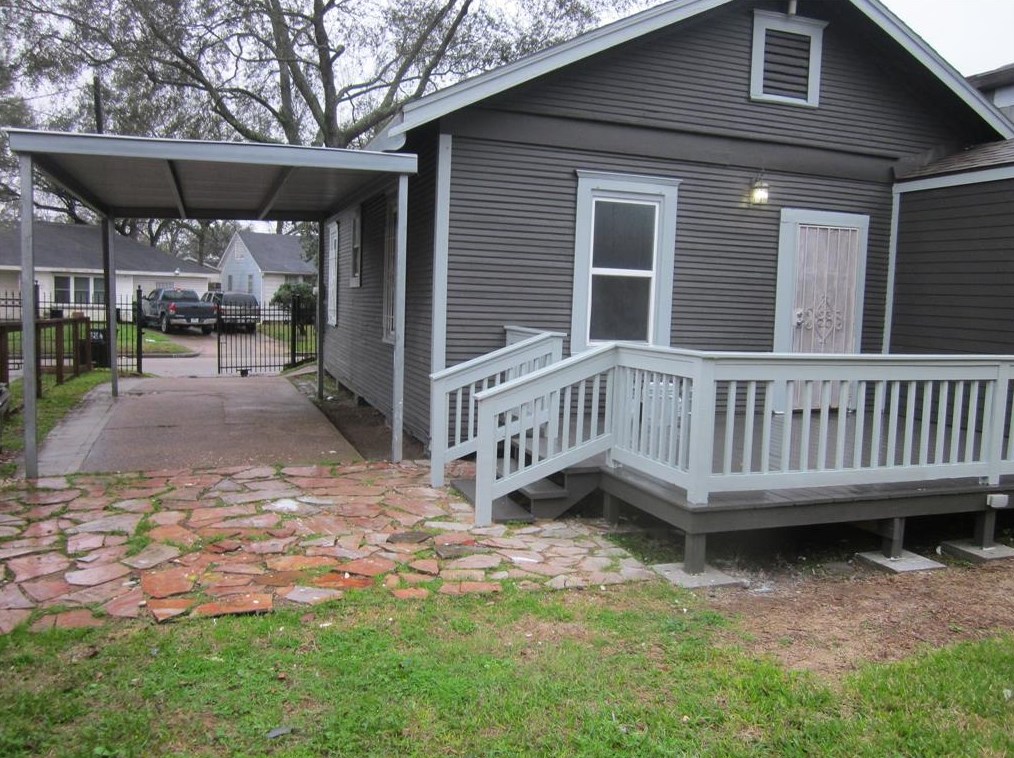3217 Winbern St, Houston, TX 77004