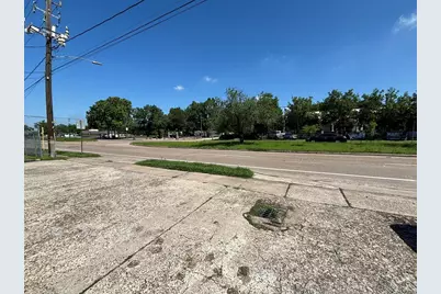 3810A-B Cavalcade Street, Houston, TX 77026 - Photo 8