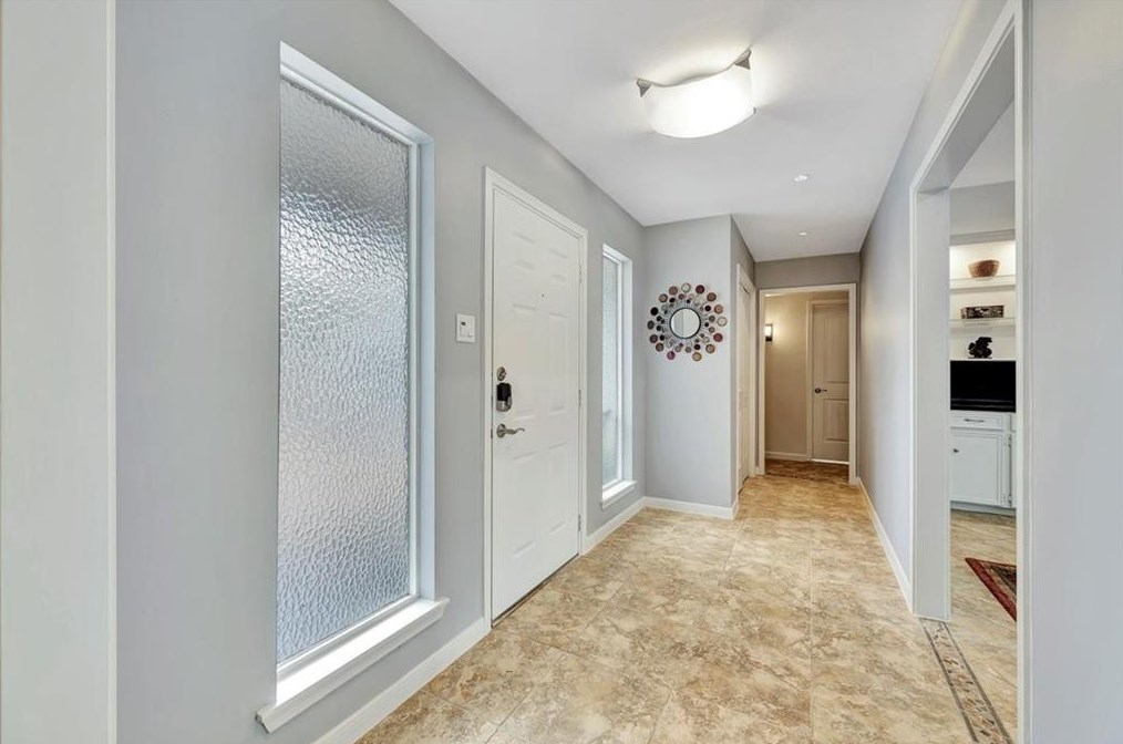 3811 Glenmeade Dr, Houston TX  77059-6004 exterior