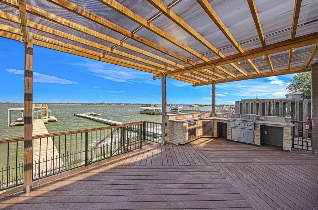 20242 Atascocita Lk Dr, Humble TX 77346-1659 exterior