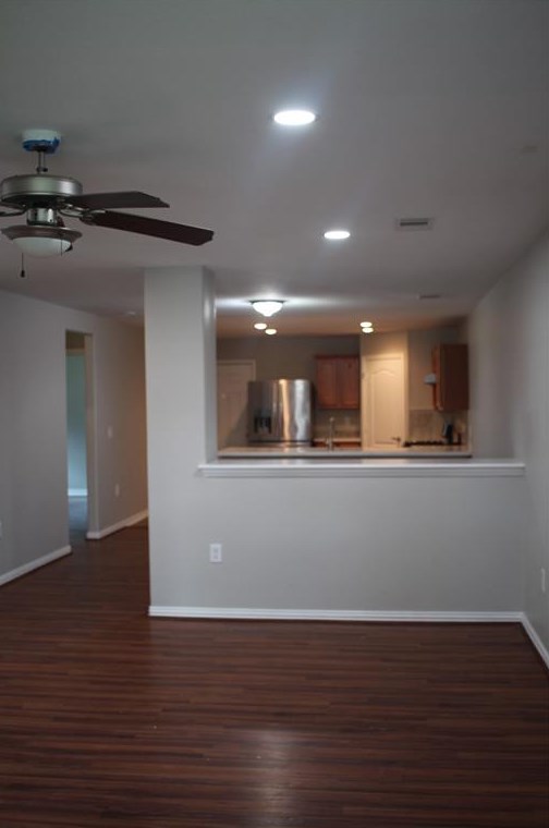 415 Stiles St, Houston TX  77011-2147 exterior