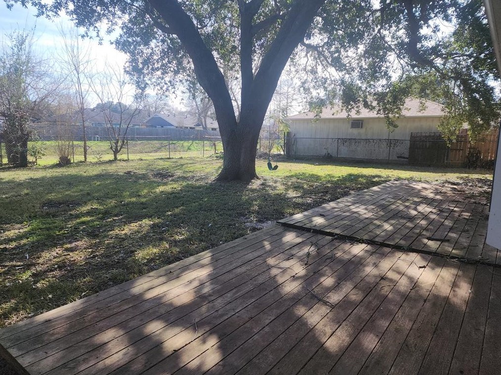 2905 Livingston Dr, Pearland, TX 77584