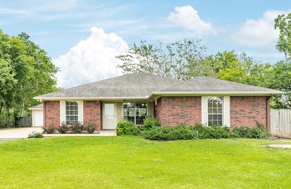 4501 Sandy Ridge Ln, Manvel, TX 77578-2895