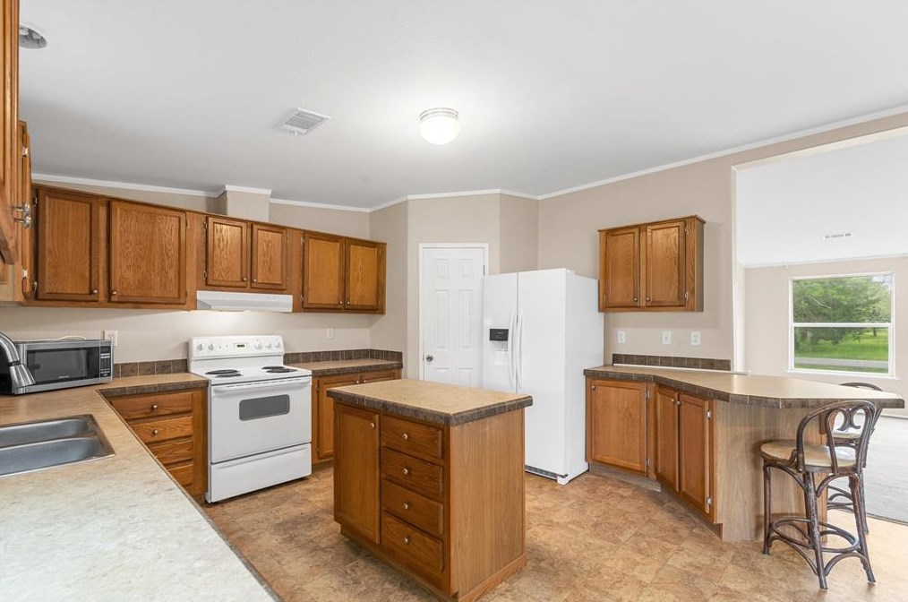 468 County Road 545, Alvin, TX 77511-7476