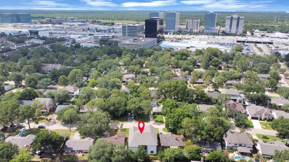 14023 Kingsride Ln, Houston TX  77079-3218 exterior