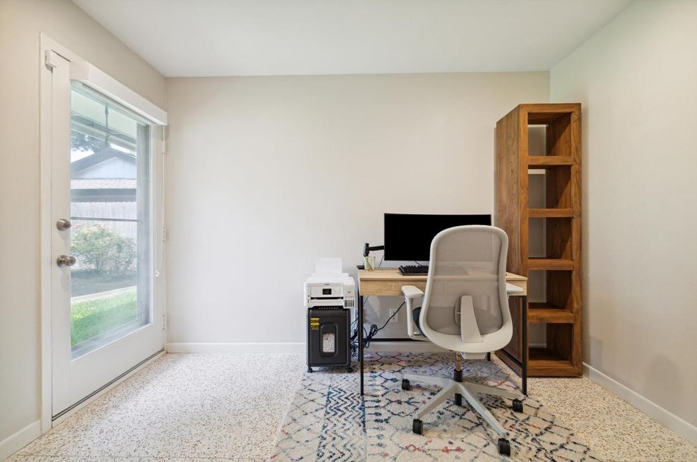3542 Sun Vly Dr, Houston TX  77025-4150 exterior
