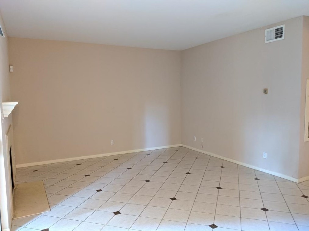 6500 Harbor Town Dr #2701, Houston, TX 77036