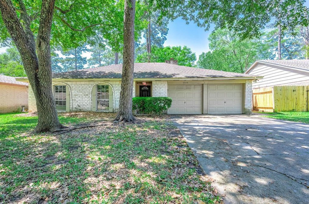23115 Lestergate Dr, Spring, TX 77373-6843