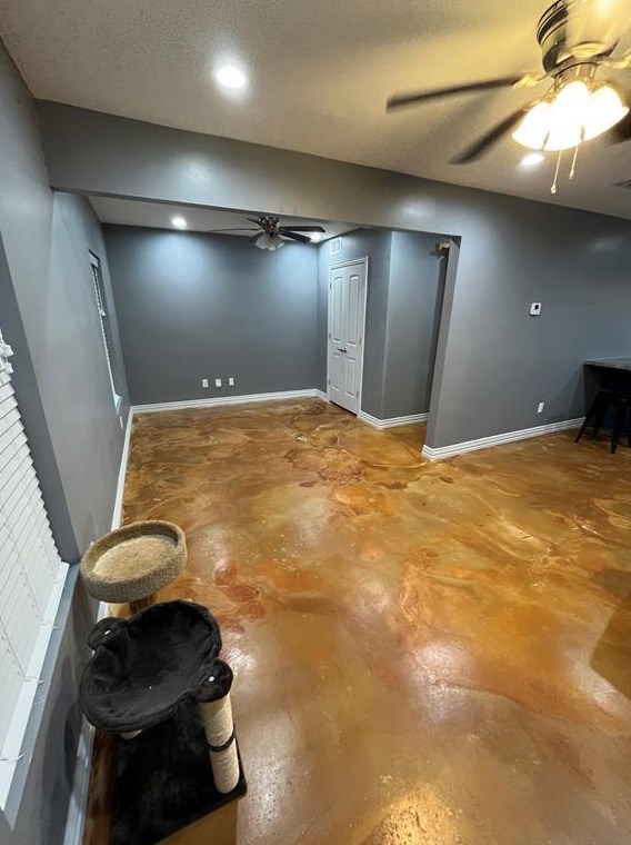 1610 Sunnyland St, Houston, TX 77023-3824