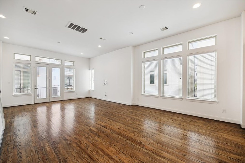 1259 Bonner St, Houston, TX 77007-3510