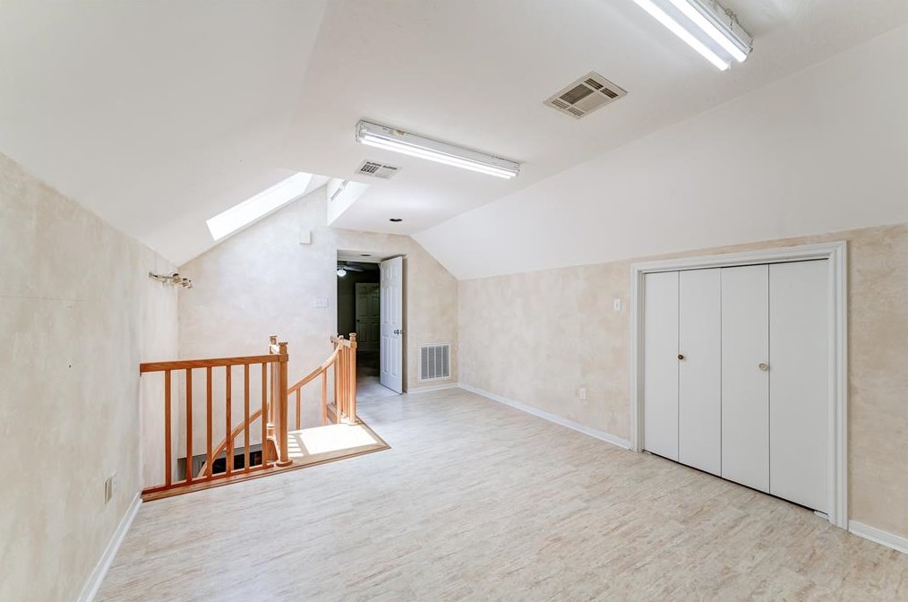 32711 Waltham Xing, Fulshear TX 77441-4205 exterior