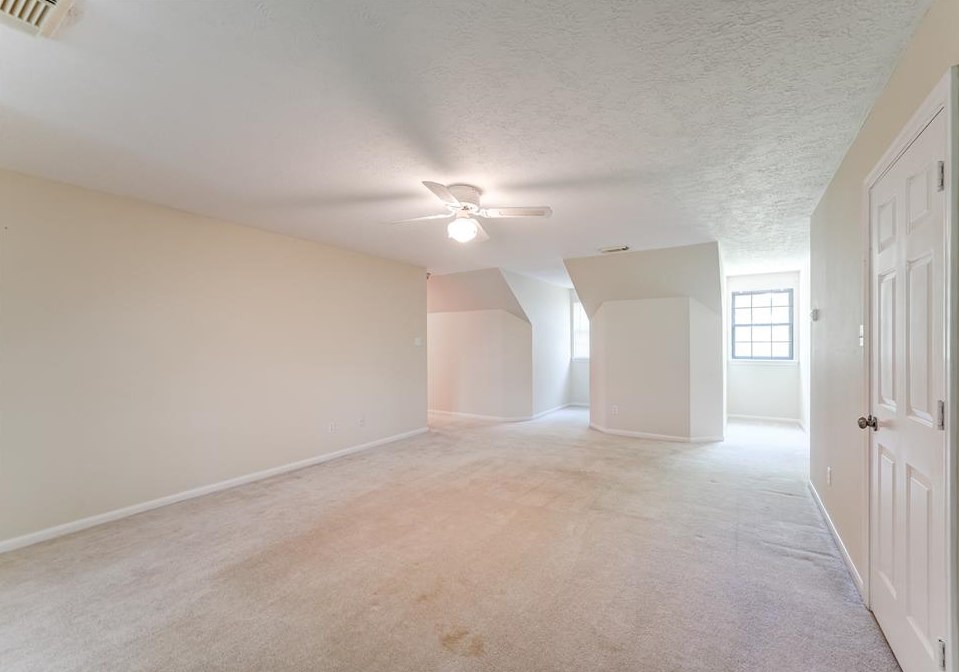 32711 Waltham Xing, Fulshear TX 77441-4205 exterior