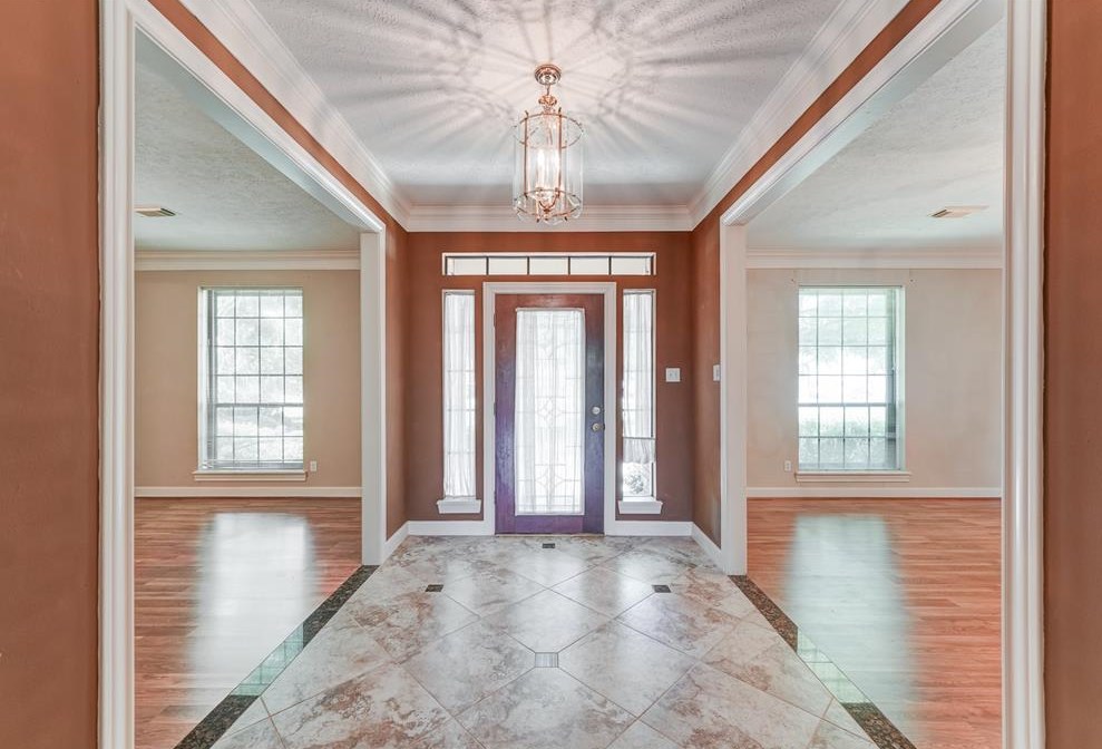 32711 Waltham Xing, Fulshear TX 77441-4205 exterior