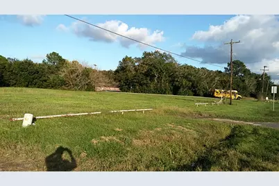 709 E Highway 6, Alvin, TX 77511 - Photo 4