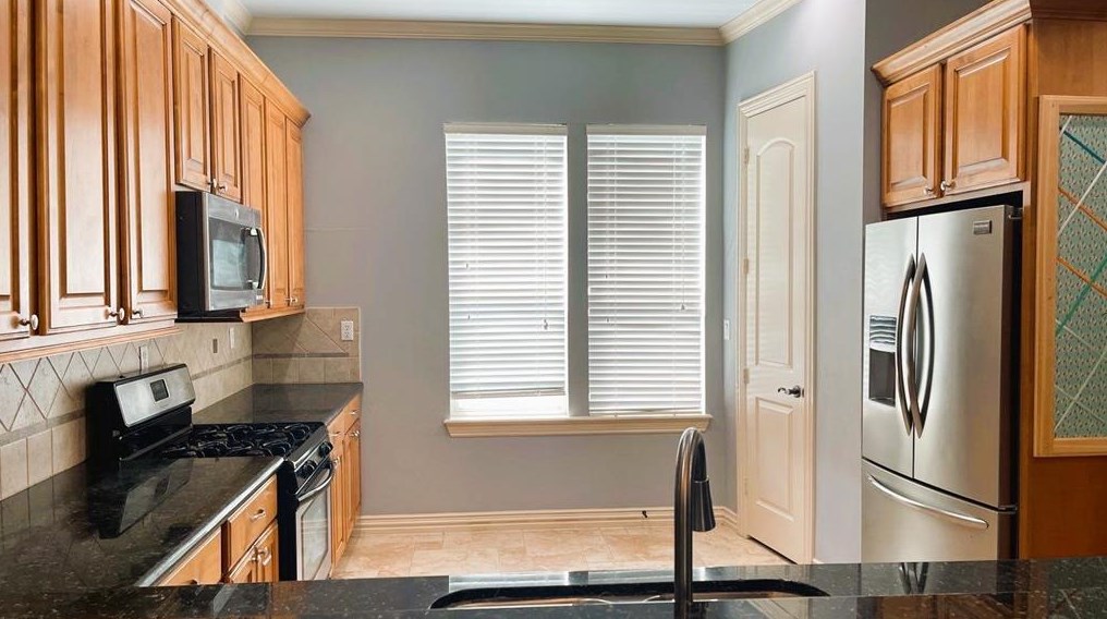 89 Sidney St, Houston TX  77003-1915 exterior