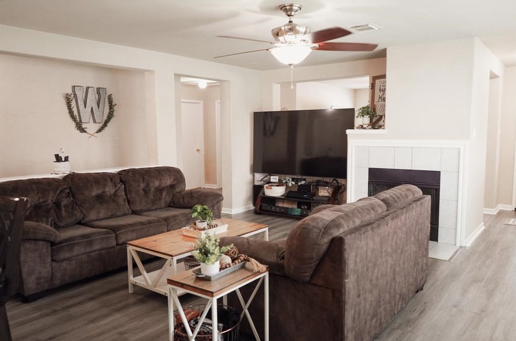 7906 Forest Stone St, Baytown, TX 77523-0757