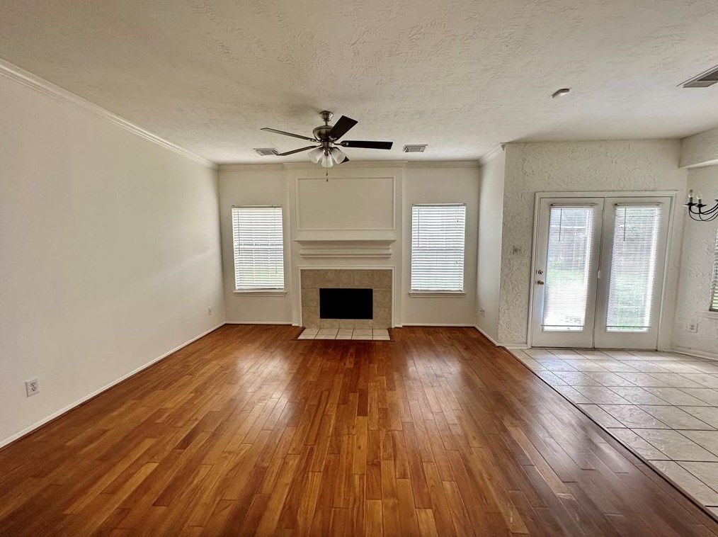 1414 Diamond Brook Dr, Houston, TX 77062