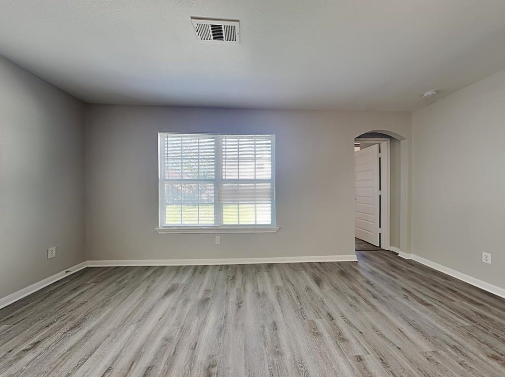18019 Kinsale Valley Ln, Houston, TX 77060