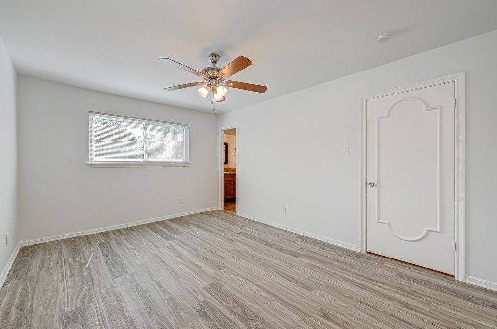 15006 Kimberley Ct, Houston TX 77079-5129 exterior