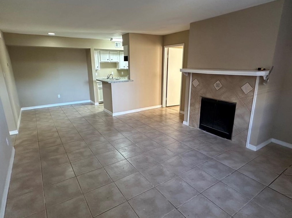 10202 Forum Park Dr Apt 51, Houston, TX 77036