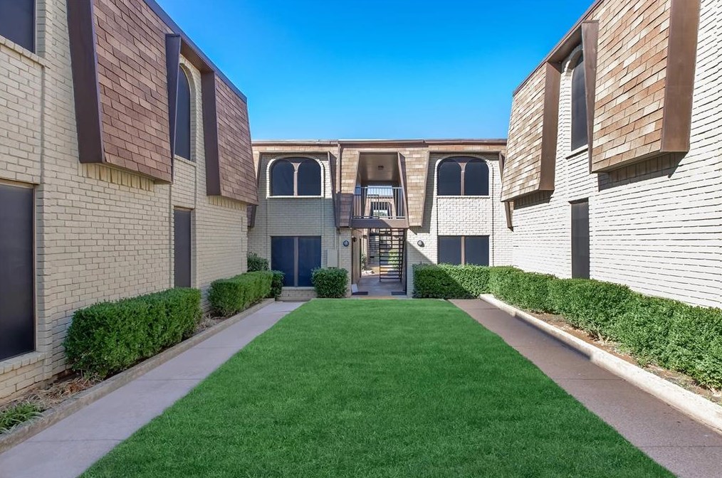 100 Manchester Dr #b1-372, Euless, TX 76039
