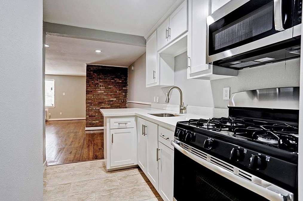 2148 Harold St #4, Houston, TX 77098