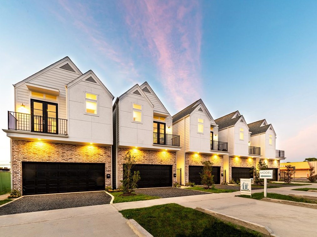 115 Coronado St, Houston, TX 77009-3939