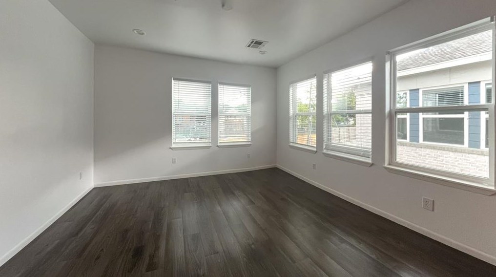 1924 Calumet St #201, Houston, TX 77004
