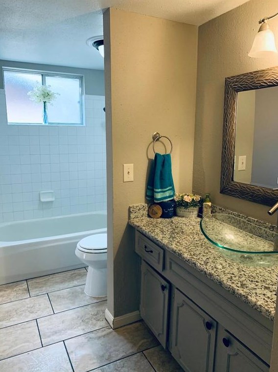 10414 Sageberry Dr, Houston TX  77089-2102 exterior