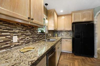 16918 Blue Mist Cir, Sugar Land TX  77498-4816 exterior
