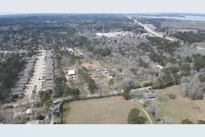 1466 Sapp, Conroe, TX 77304 - Photo 4