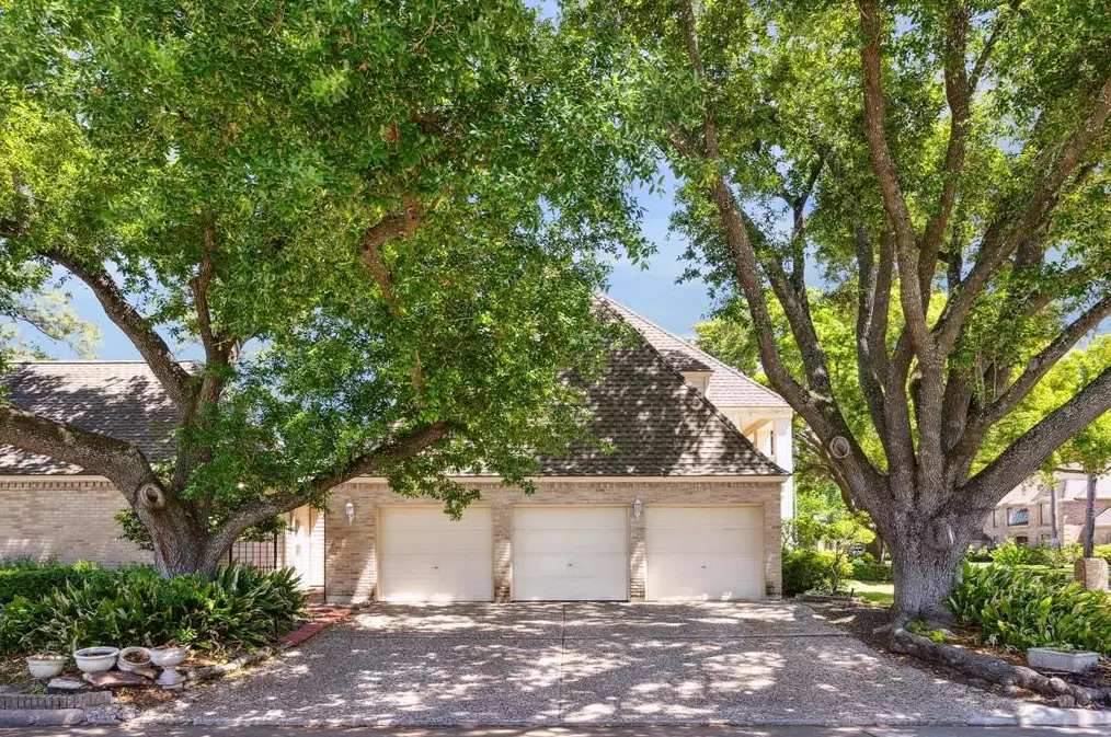 5430 Havenwoods Dr, Houston TX 77066-2522 exterior