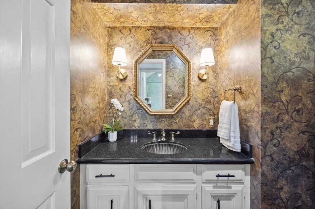 5430 Havenwoods Dr, Houston TX 77066-2522 exterior