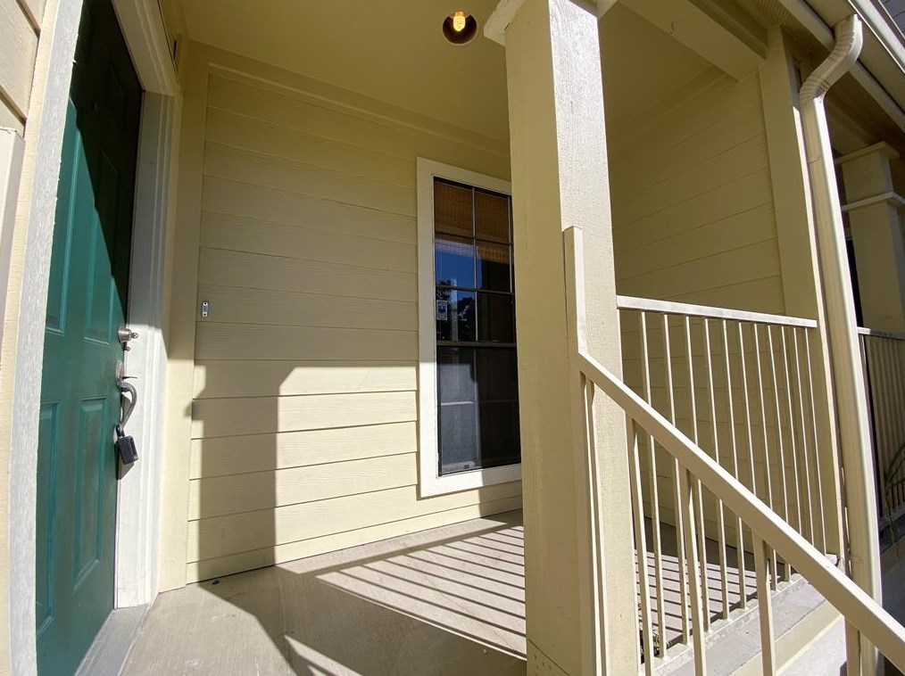 751 Bering Dr #b, Houston, TX 77057